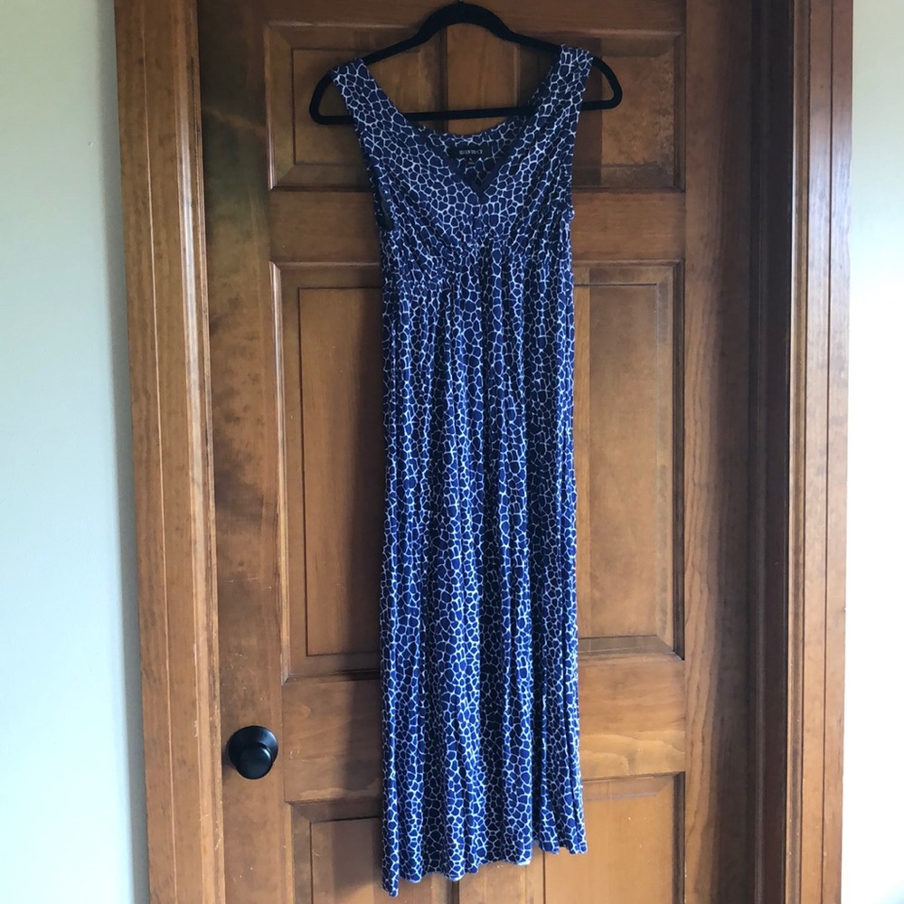 Ellen Tracy blue animal print long night gown
